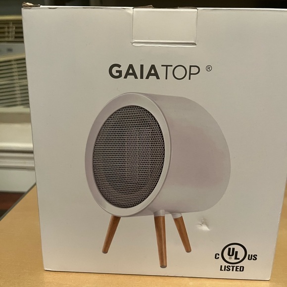GaiaTop K-116 1000W/110V Personal Heater Tabletop Retro Look ~ White. - Picture 2 of 6